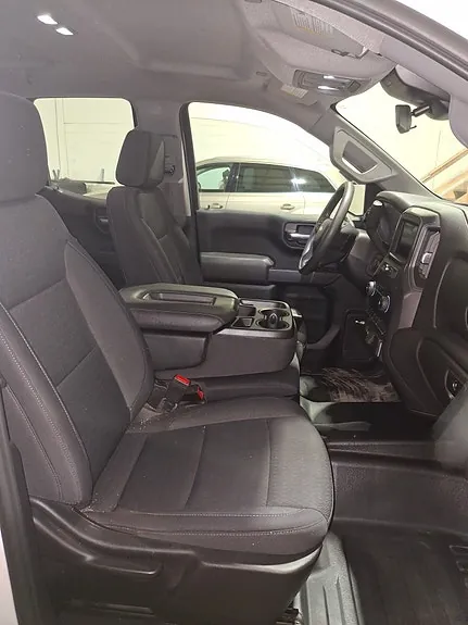 Chevrolet Silverado 1500 2022 photo 3