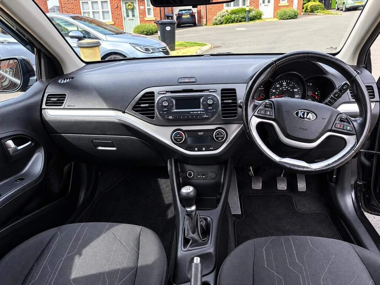 Kia Picanto 2013 photo 3