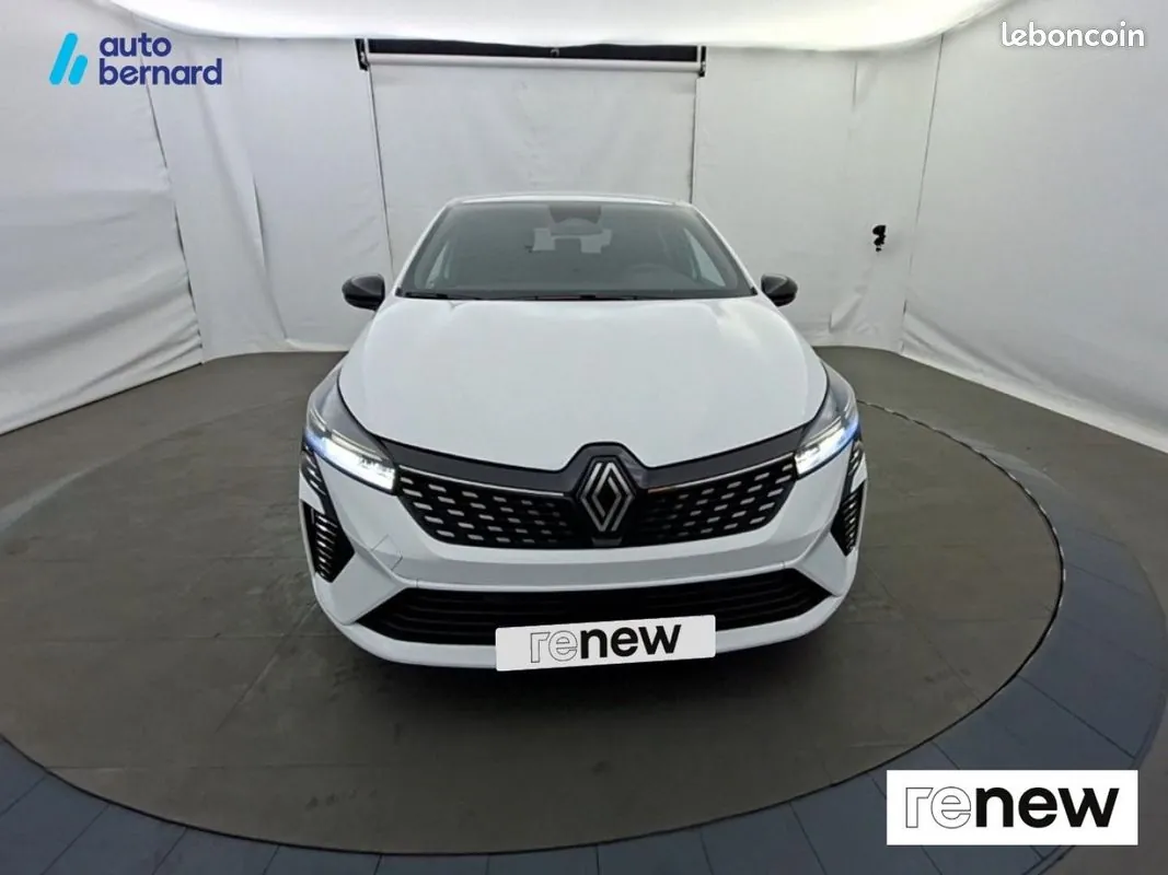 Renault Clio 2025 photo 2