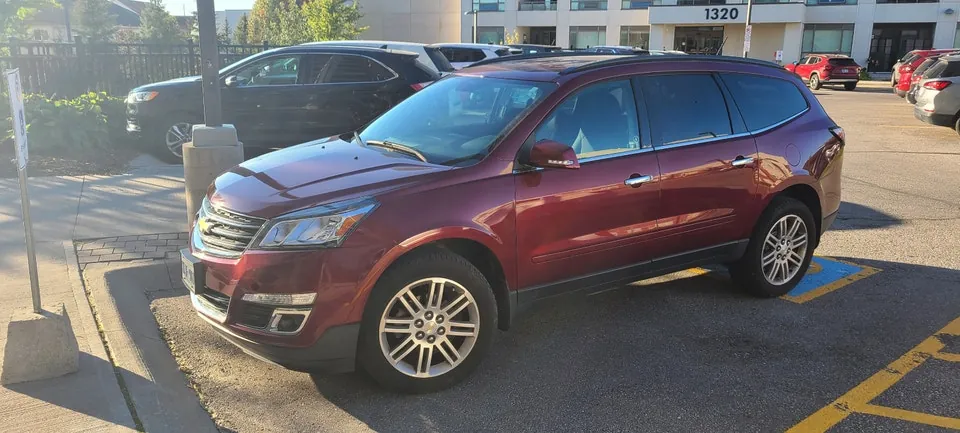 Chevrolet Traverse 2015 photo 2