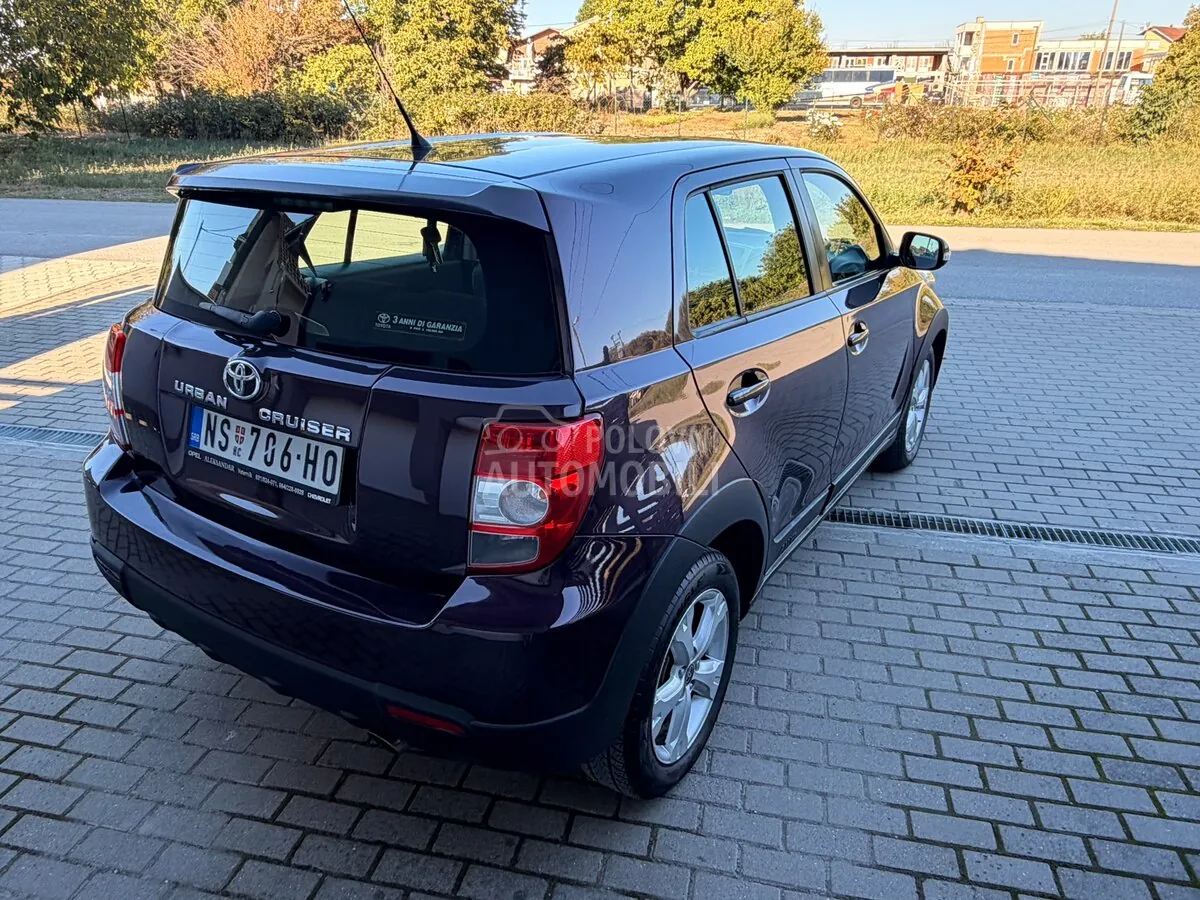 Toyota Urban Cruiser 2010 photo 5