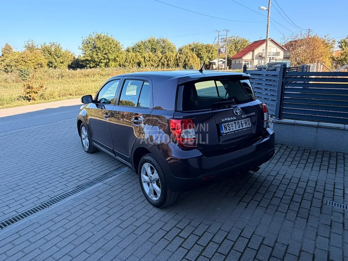 Toyota Urban Cruiser 2010 photo 3
