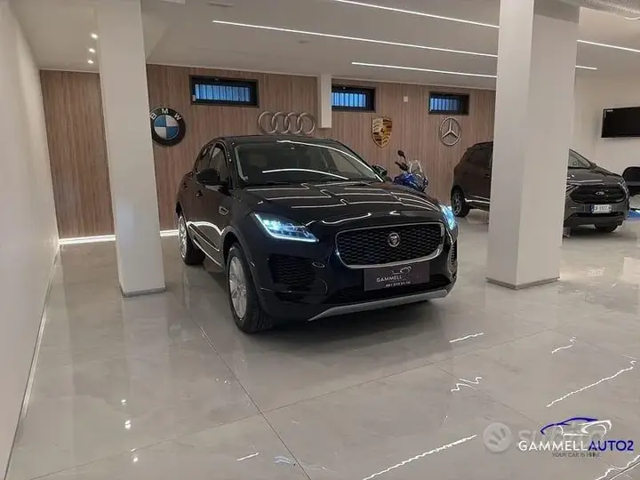 Jaguar E-Pace 2020 photo 2