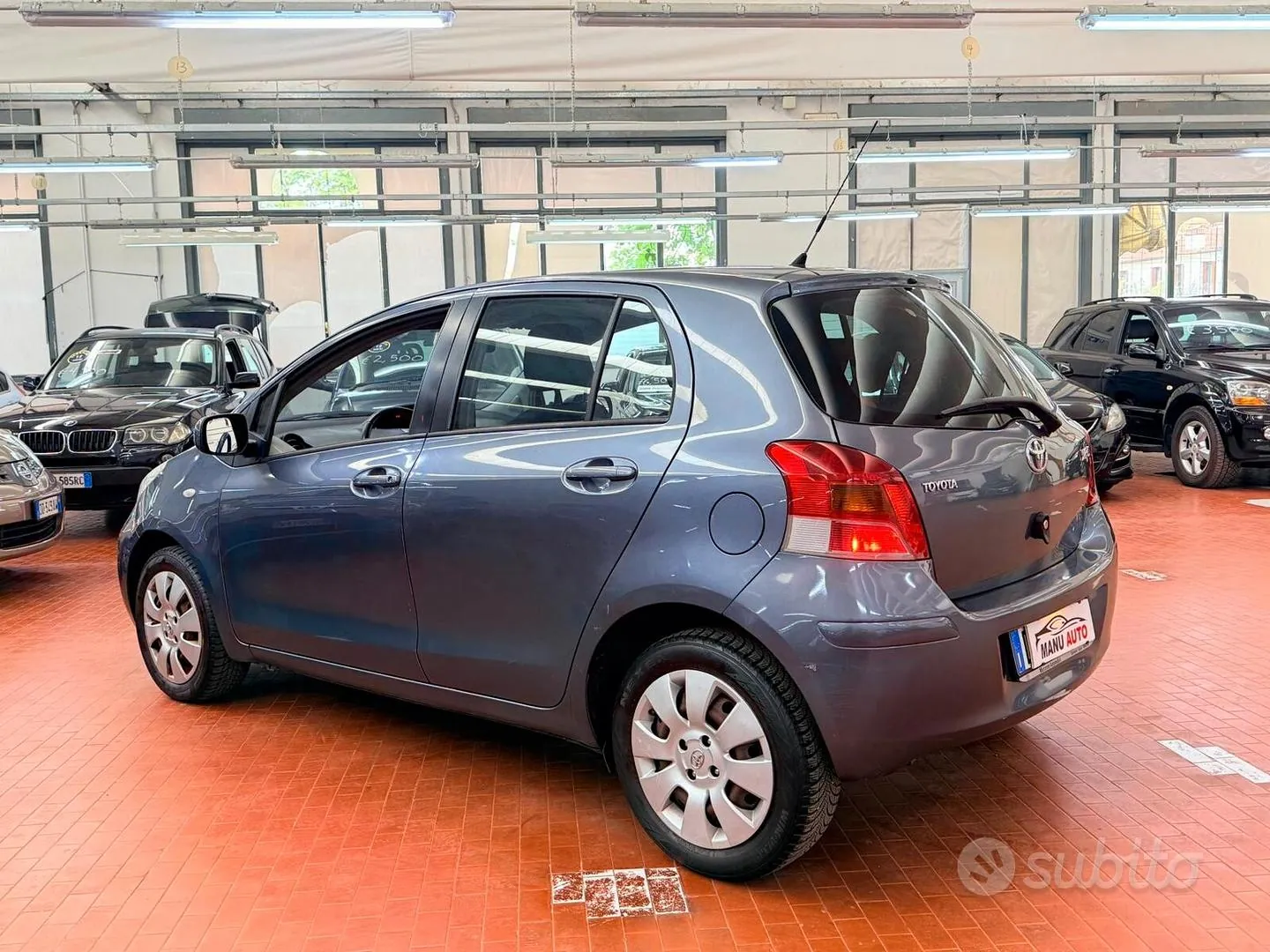 Toyota Yaris 2010 photo 4