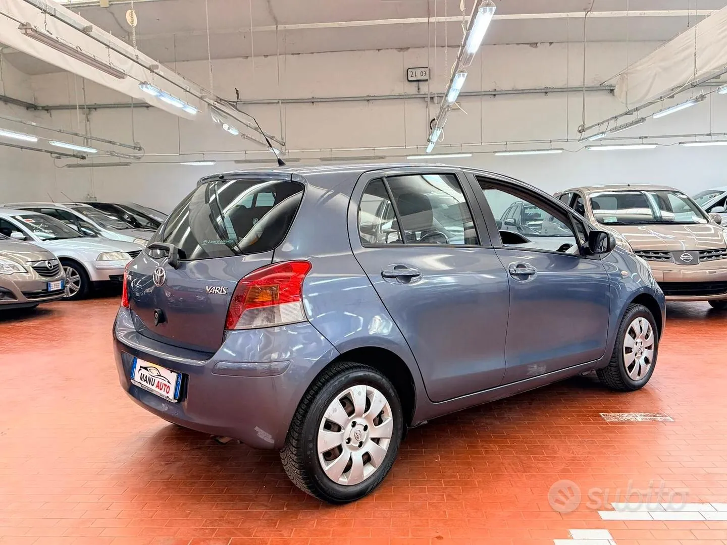 Toyota Yaris 2010 photo 3