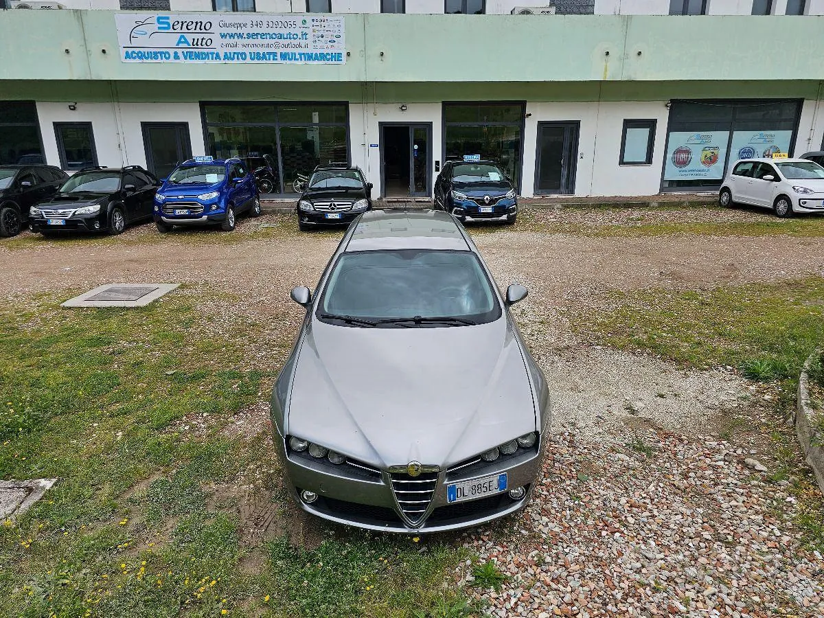 Alfa Romeo 159