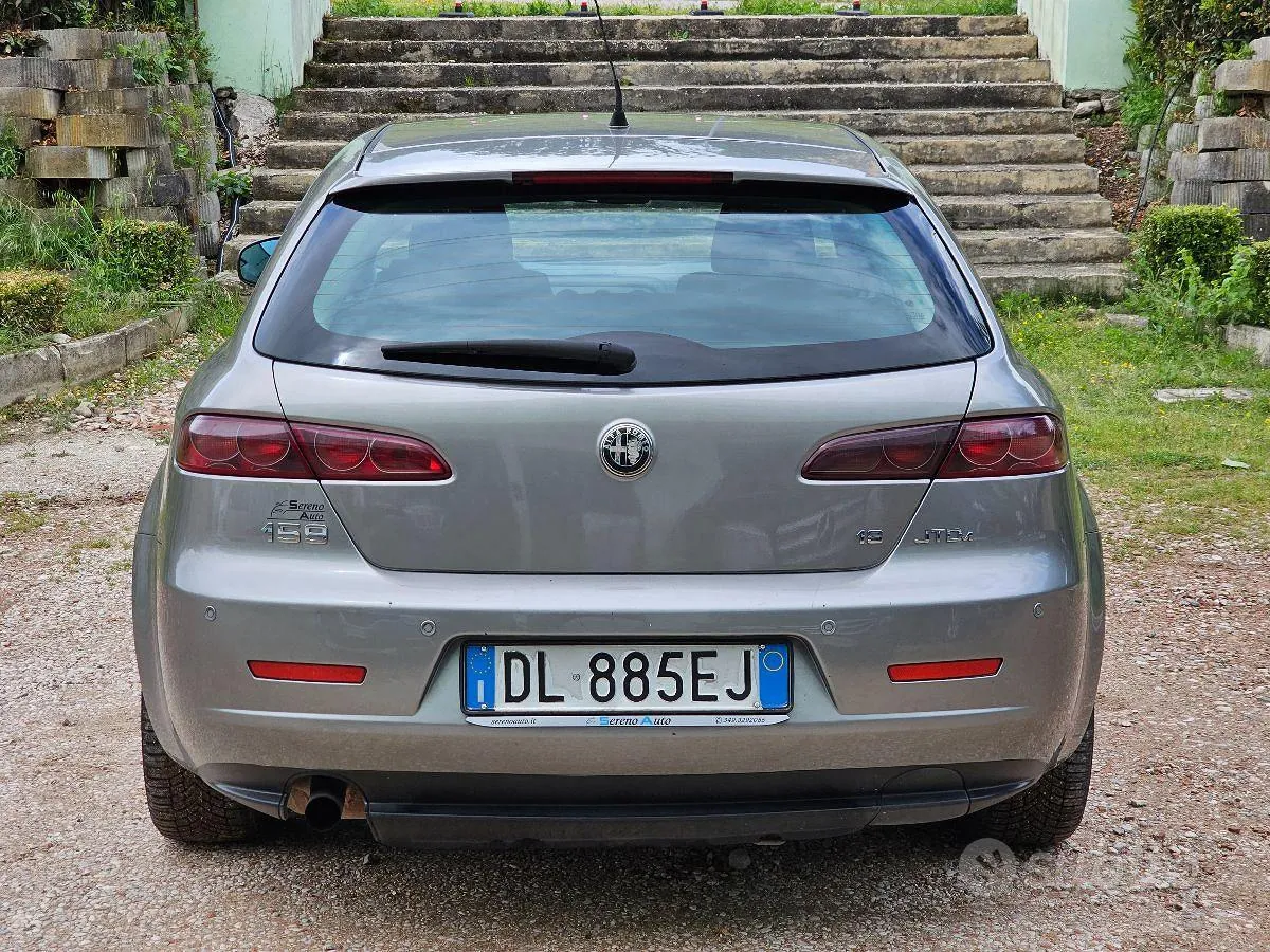 Alfa Romeo 159 2007 photo 5
