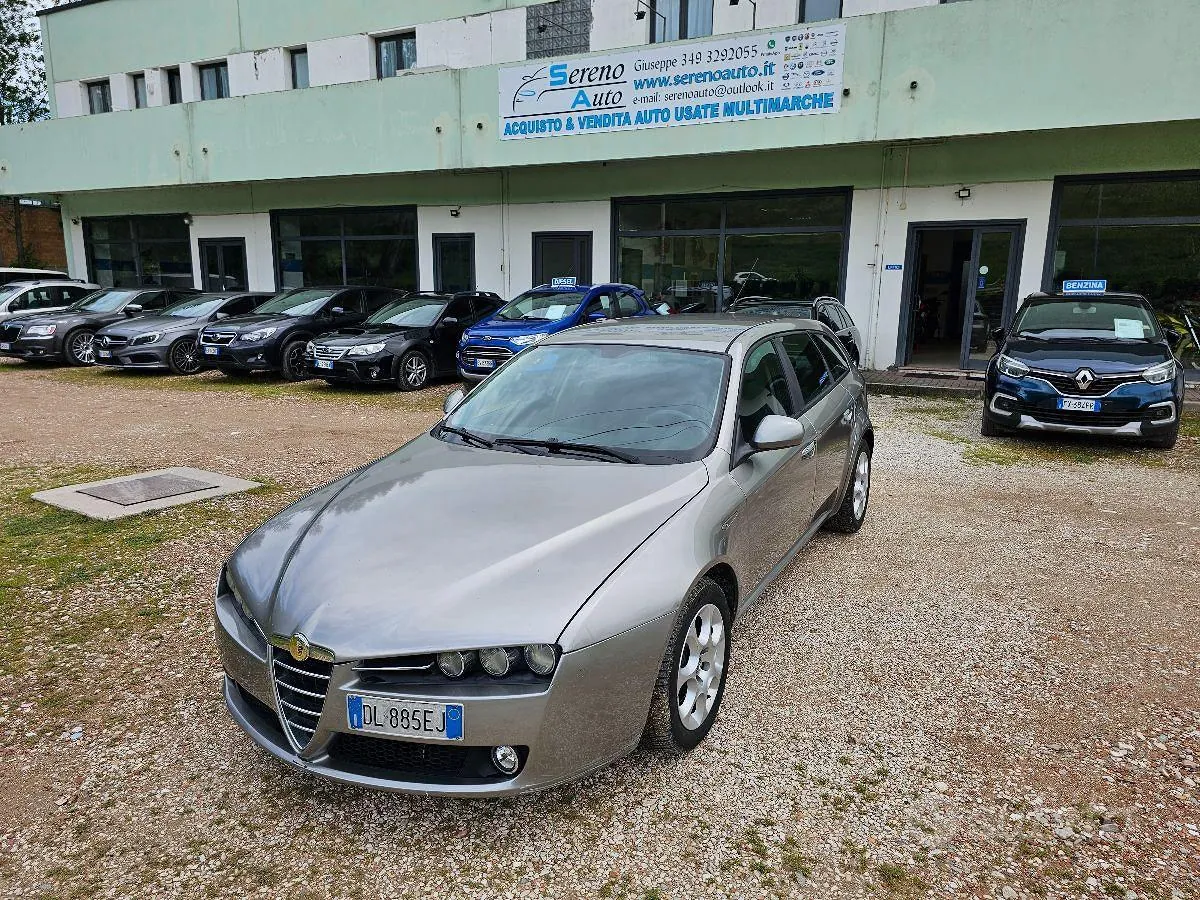 Alfa Romeo 159 2007 photo 2