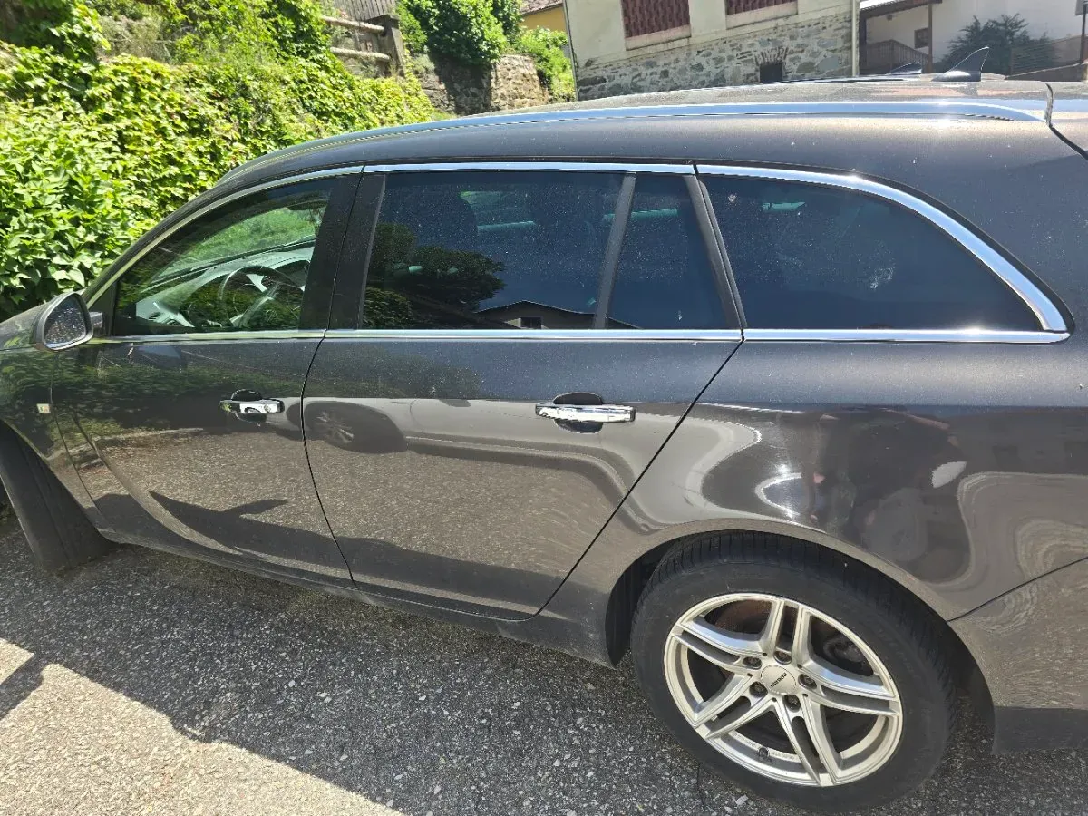 Opel Insignia 2012 photo 2