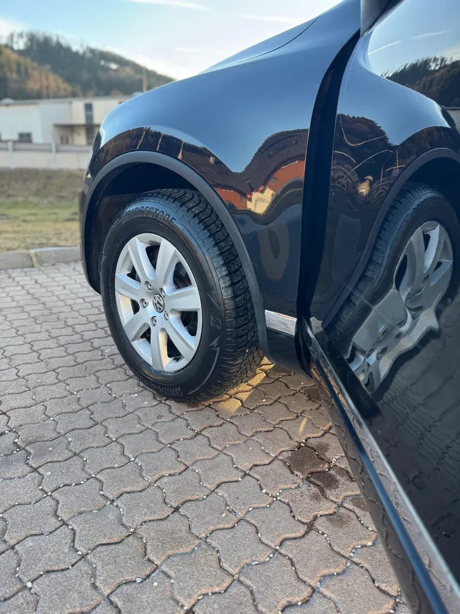 Volkswagen Touareg 2013 photo 3