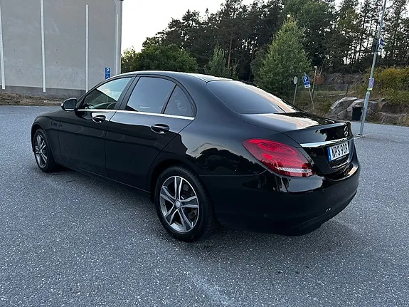 Mercedes-Benz C220 D 2015 photo 4