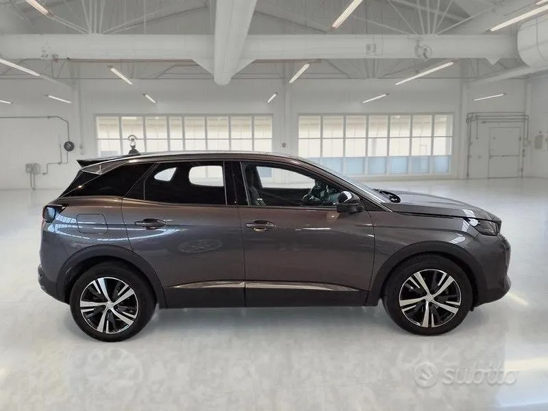 Peugeot 3008 2023 photo 3