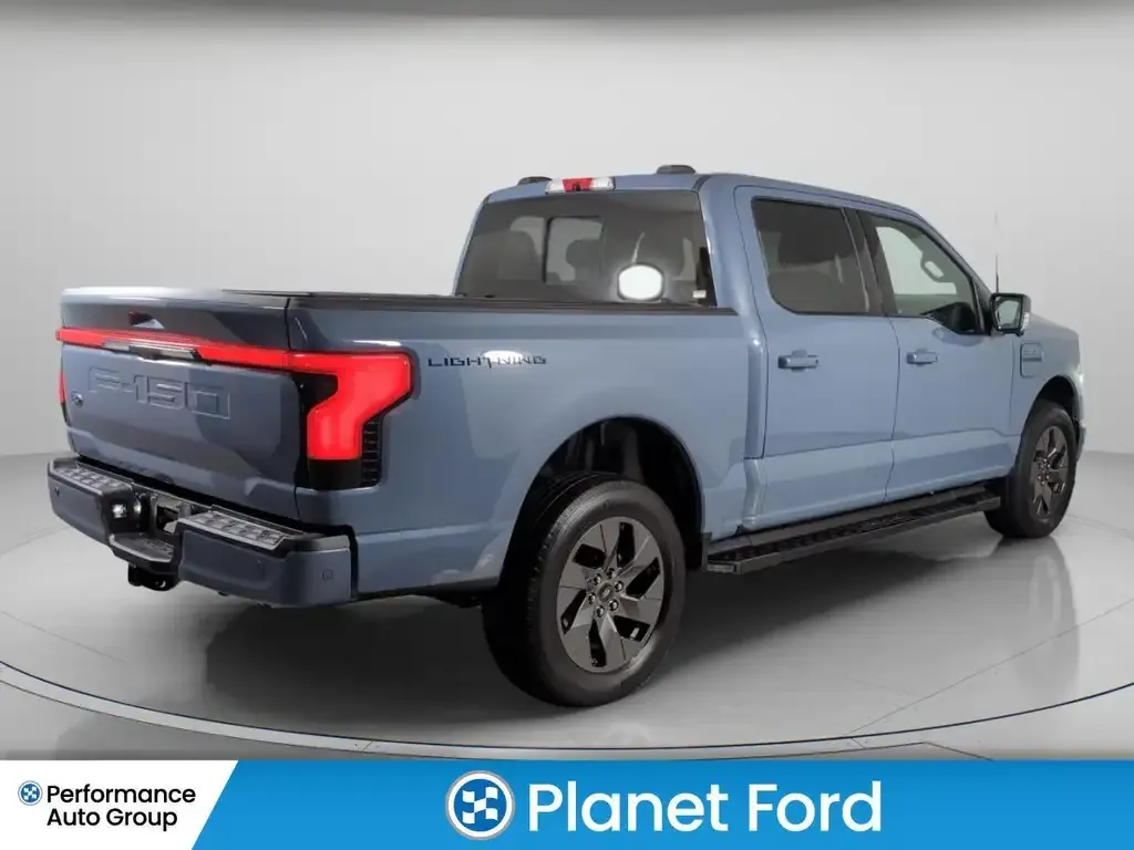 Ford F-150 Lightning 2023 photo 5