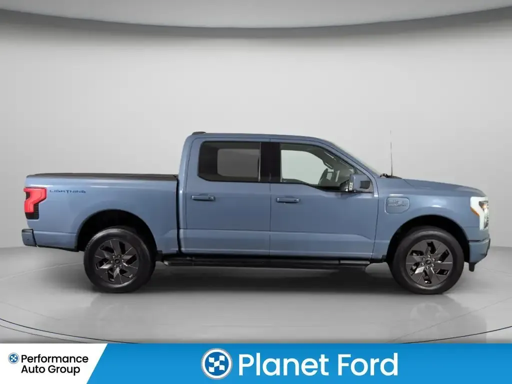 Ford F-150 Lightning 2023 photo 4