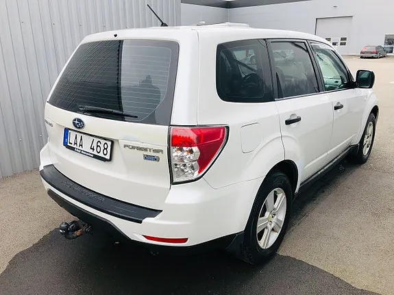 Subaru Forester 2010 photo 3