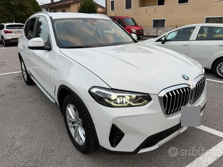 BMW X3 2024 photo 2