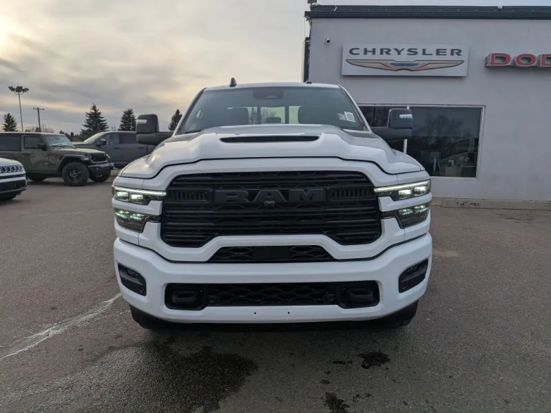Ram 3500 Laramie 2026 photo 2
