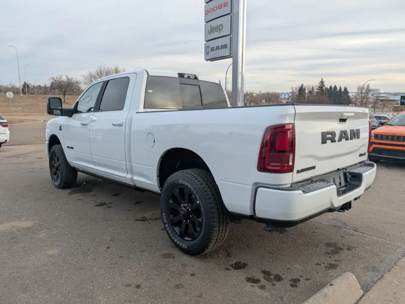 Ram 3500 Laramie 2026 photo 5