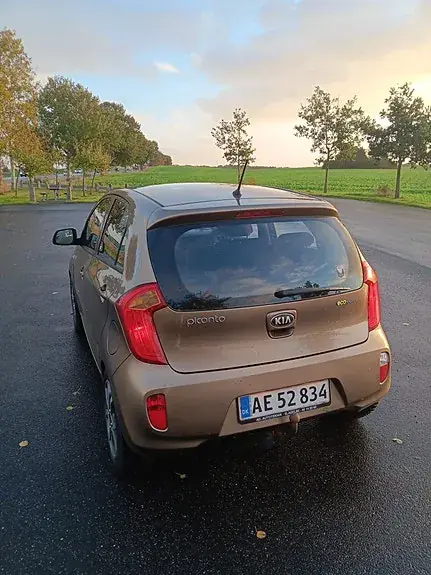 Kia Picanto 2013 photo 4