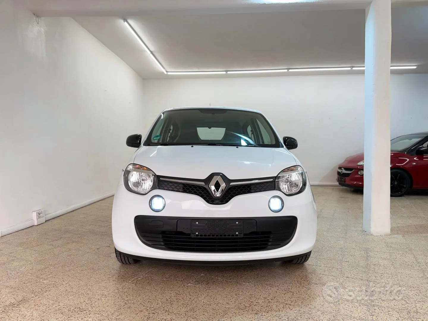Renault Twingo 2019 photo 2