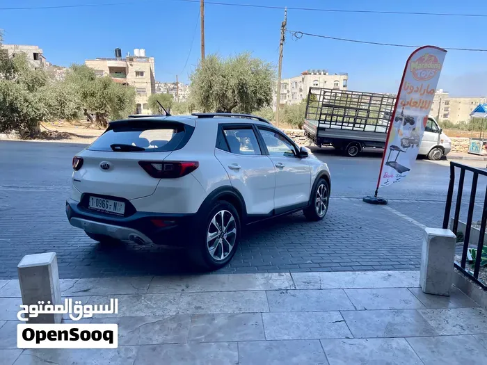 Kia Stonic 2018 photo 2