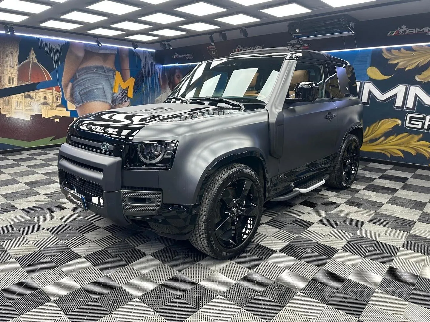Land Rover Defender