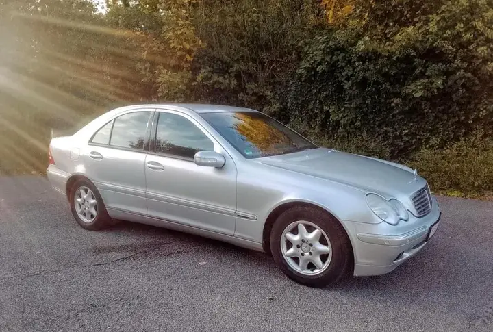 Mercedes-Benz C180 Elegance