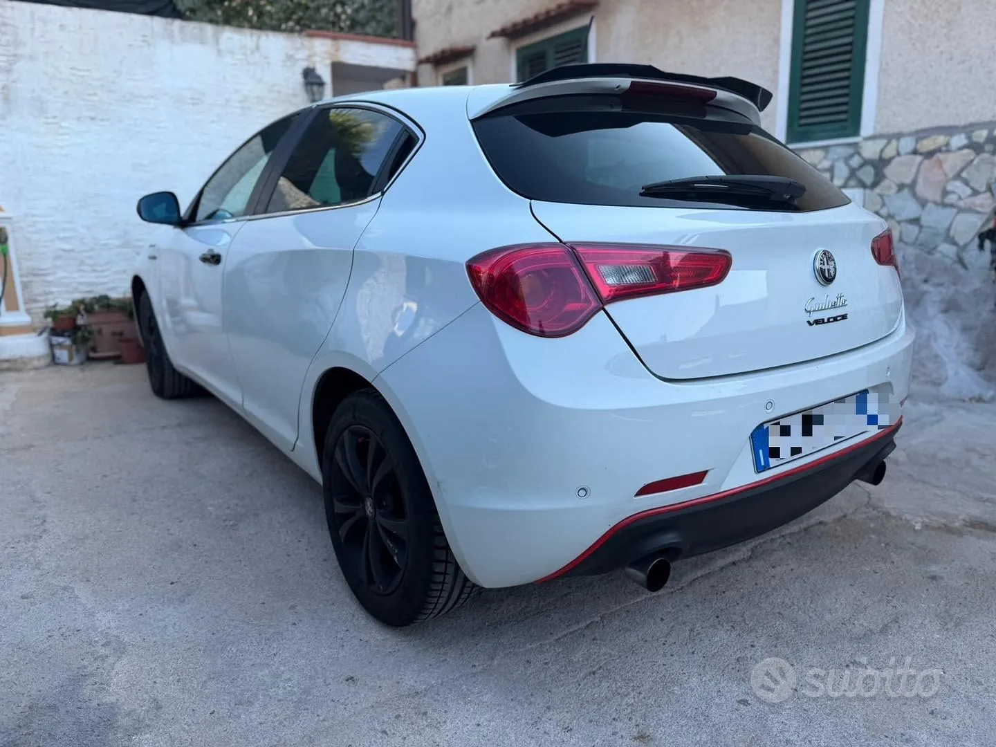 Alfa Romeo Giulietta 2011 photo 3