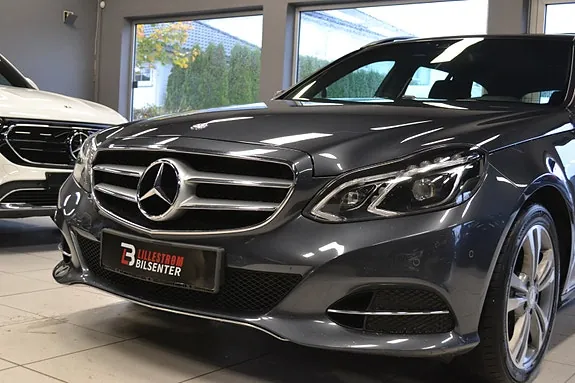 Mercedes-Benz E220 2015 photo 2