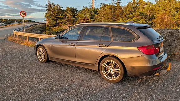 BMW 320D 2015 photo 4