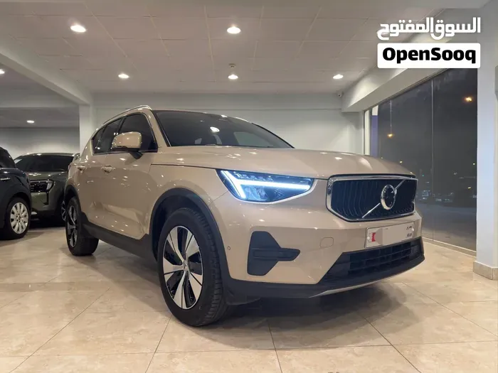 Volvo Xc40 2025 photo 4
