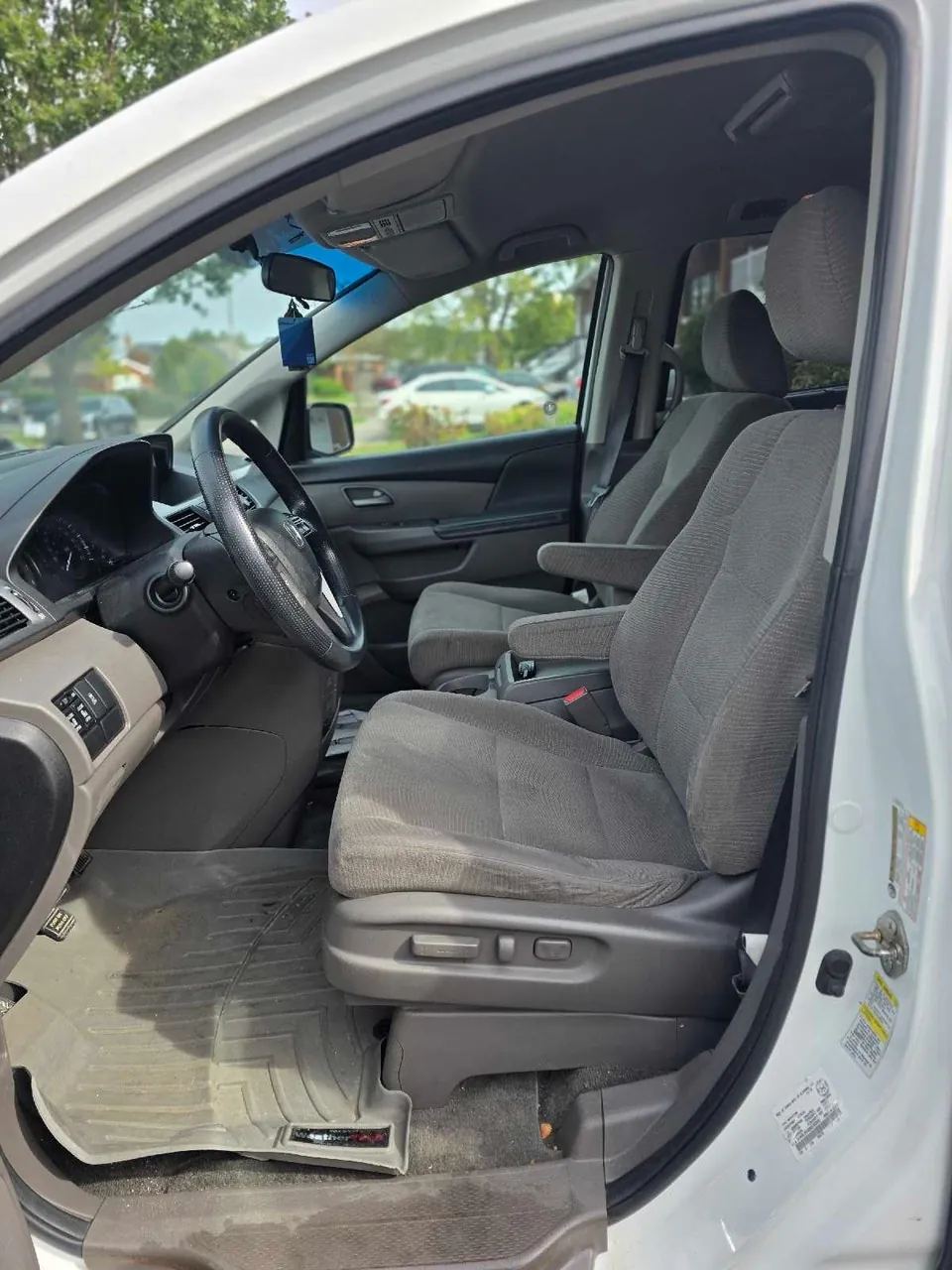 Honda Odyssey 2010 photo 5