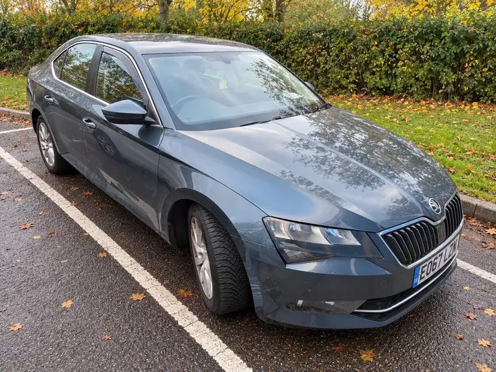 Skoda Superb 2017 photo 3