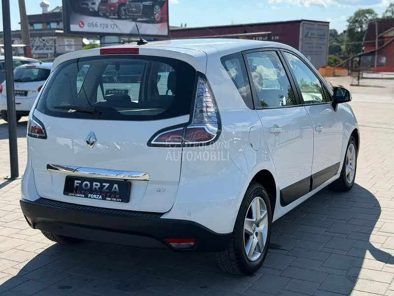 Renault Scenic 2012 photo 5