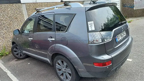 Mitsubishi Outlander 2008 photo 4