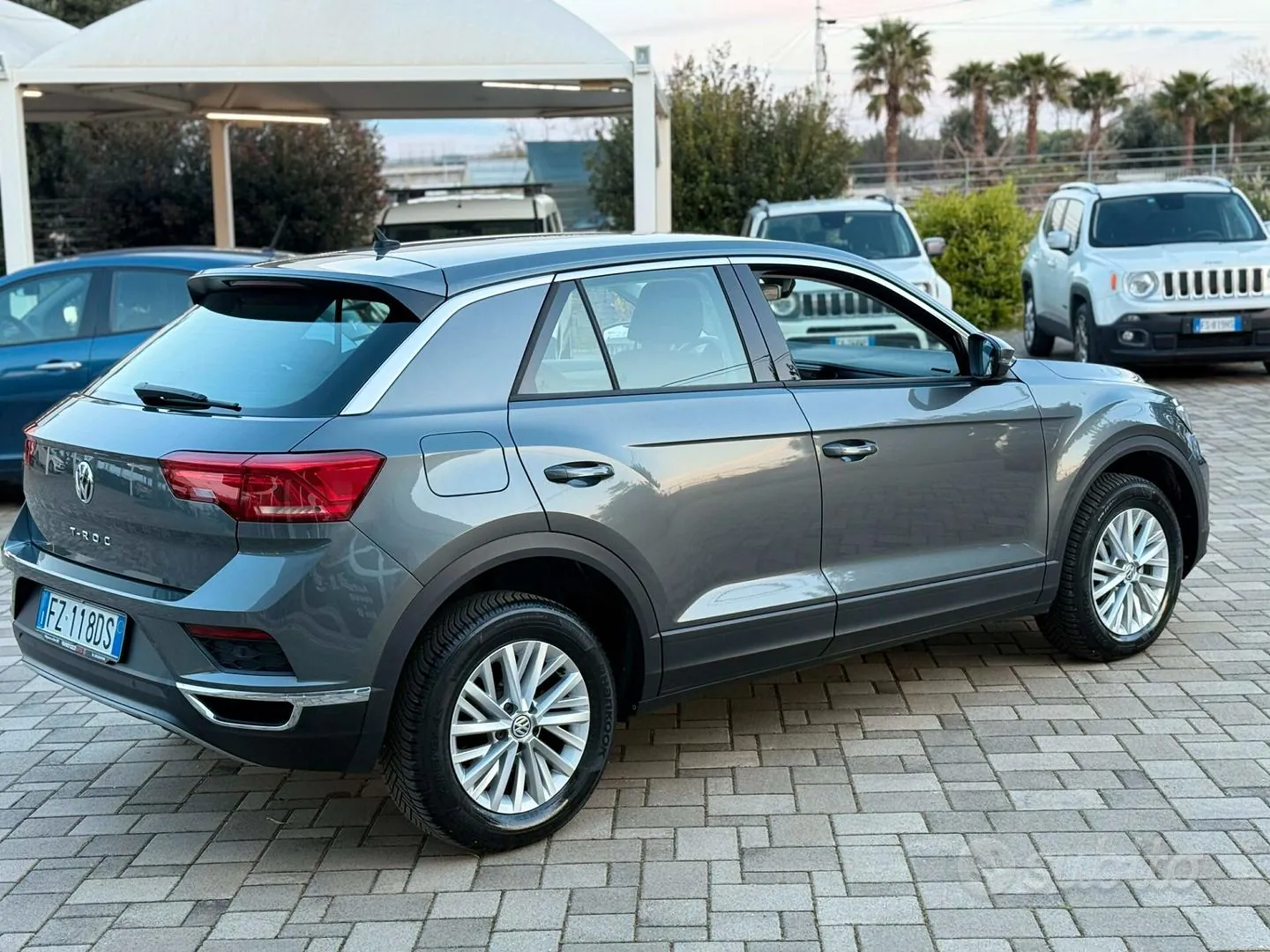 Volkswagen T-Roc 2019 photo 3