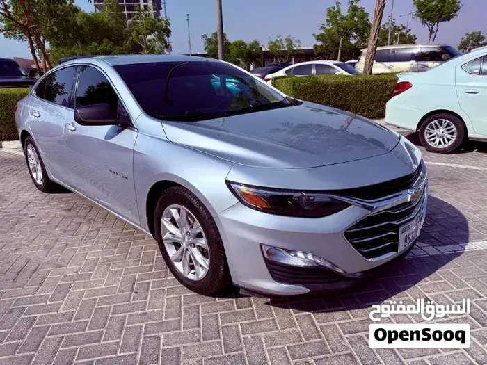 Chevrolet Malibu 2019 photo 2