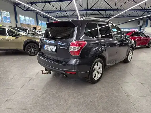 Subaru Forester 2015 photo 4
