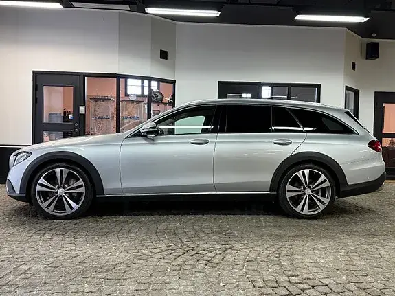 Mercedes-Benz E 350 D 2018 photo 2