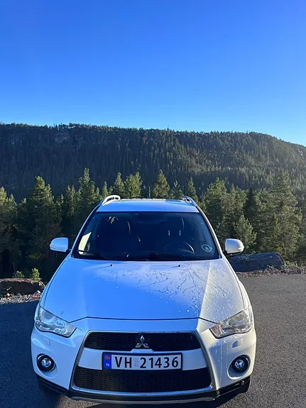 Mitsubishi Outlander 2010 photo 3