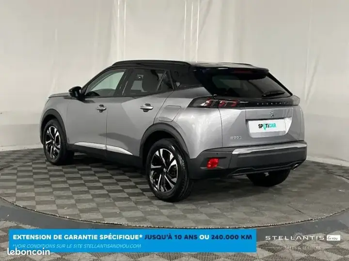 Peugeot 2008 2022 photo 3