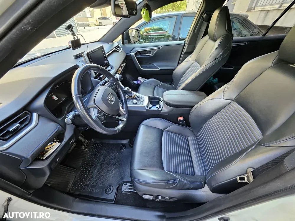 Toyota Rav4 2020 photo 2
