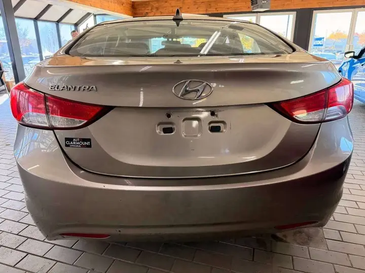 Hyundai Elantra 2013 photo 4