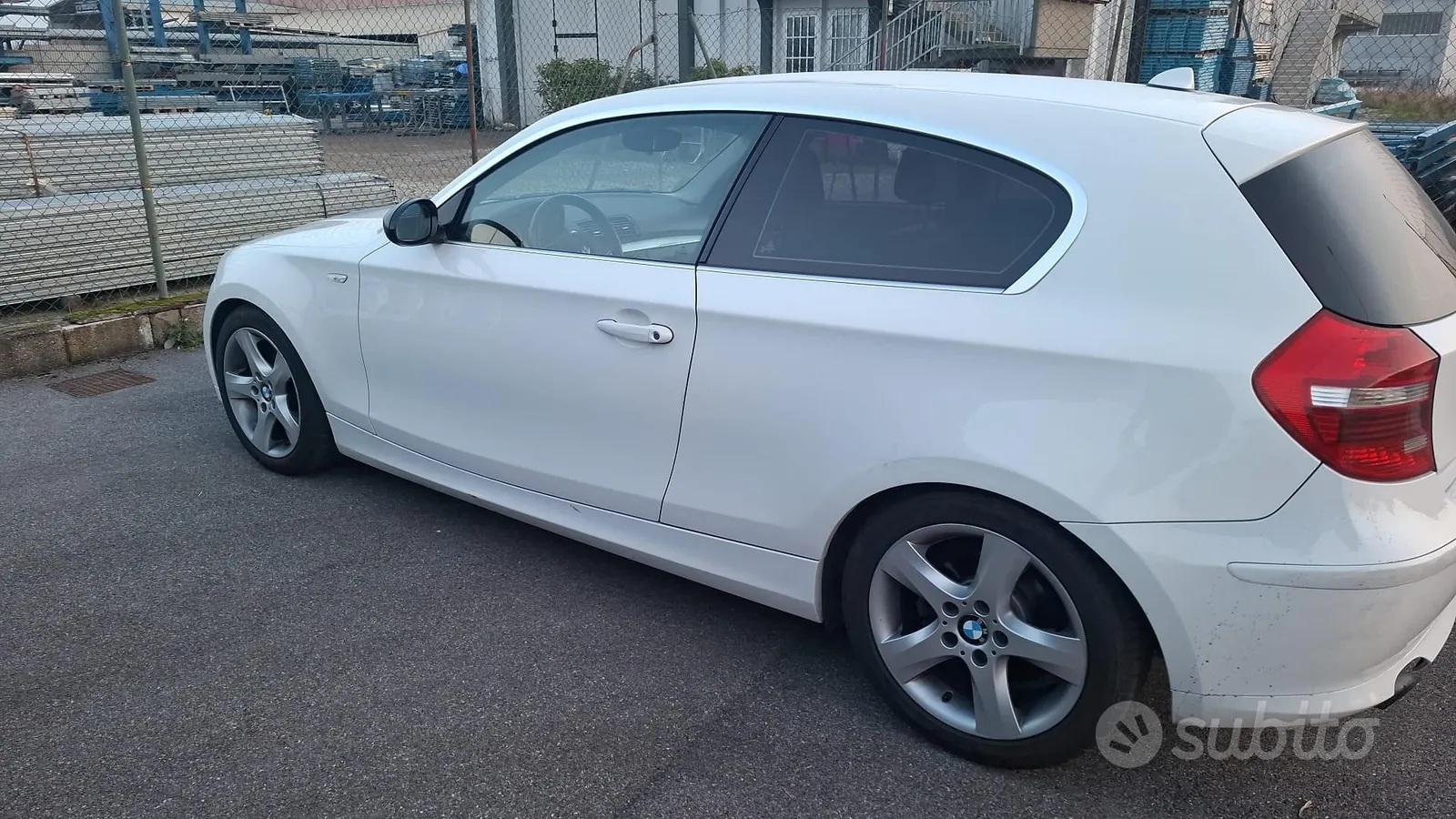BMW 116 2010 photo 5