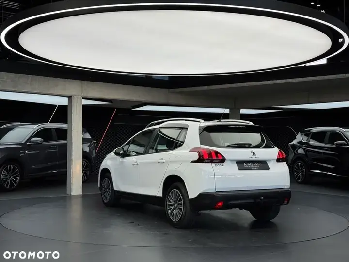 Peugeot 2008 2019 photo 3