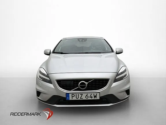 Volvo V40 2019 photo 2