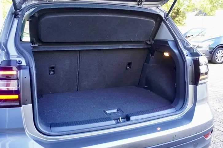 Volkswagen T-Cross 2021 photo 2