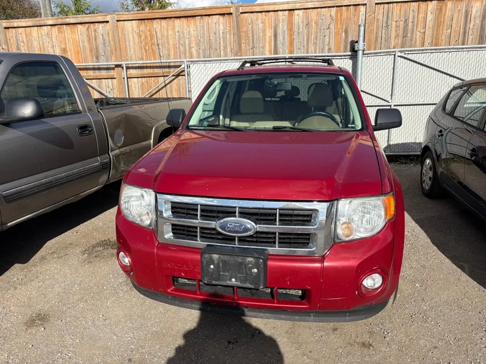 Ford Escape 2009 photo 2