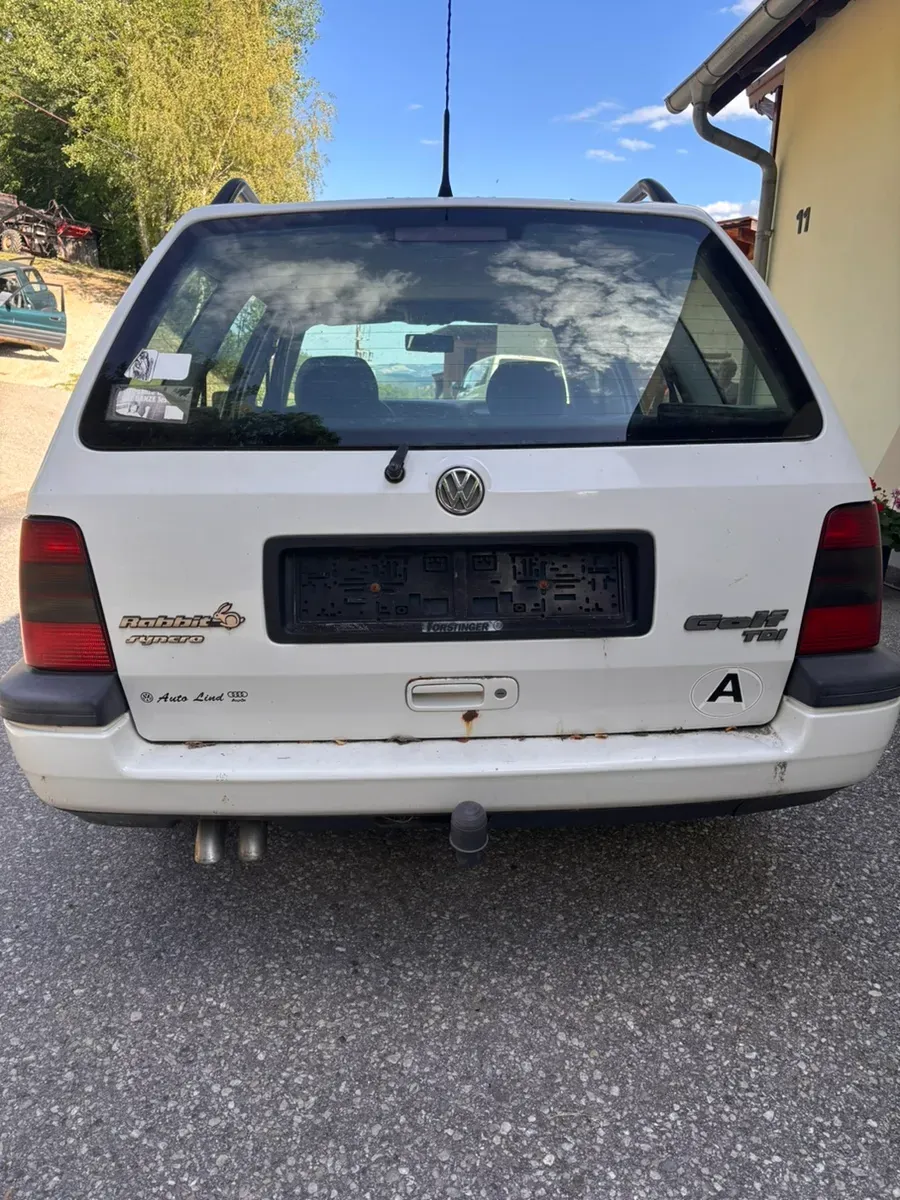 Volkswagen Golf 1998 photo 3