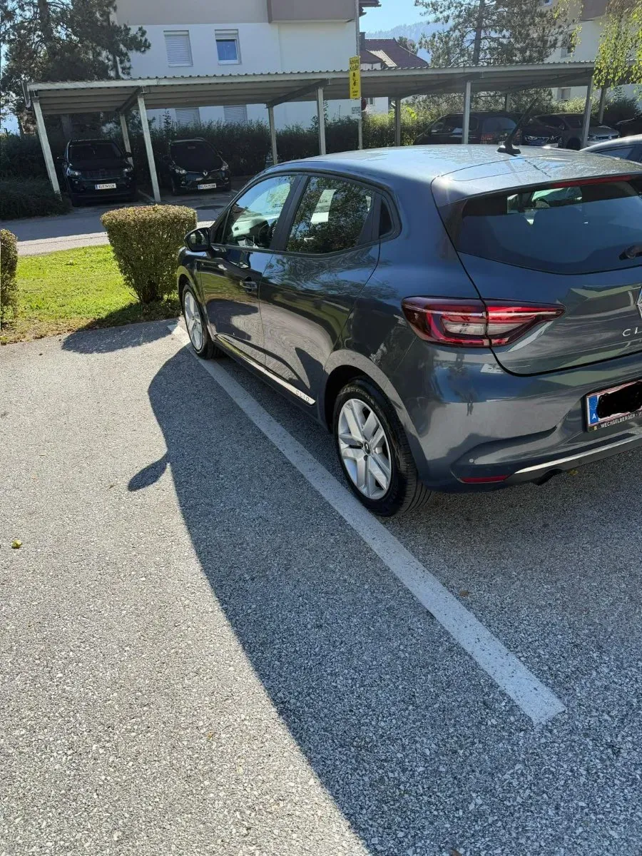 Renault Clio 2019 photo 2